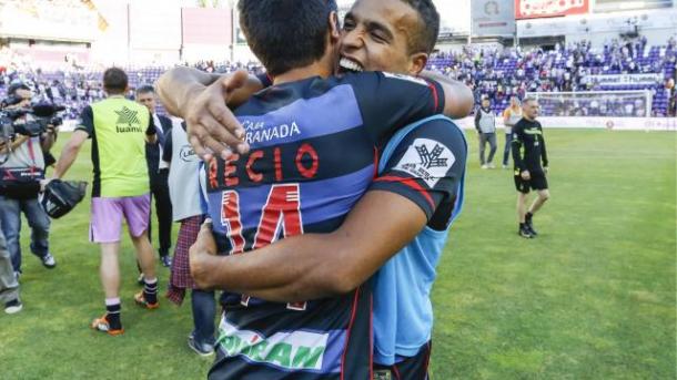 Recio y El Arabi celebran la salvación en Zorrilla | Foto: La Liga