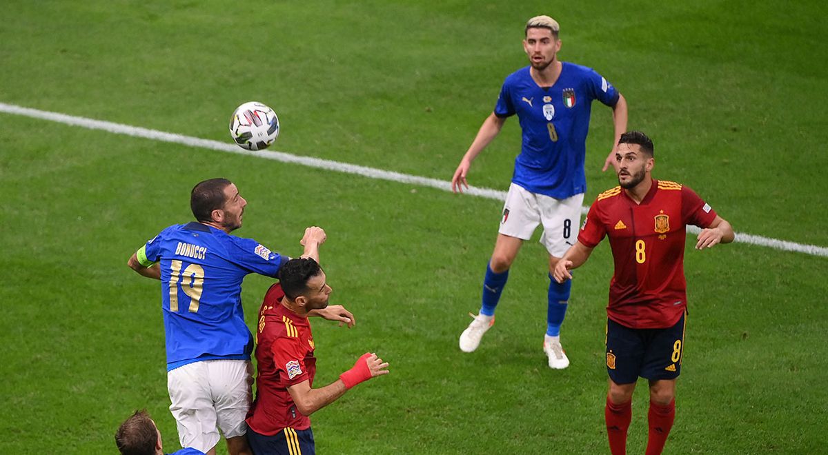 Lance del juego en semifinales frente a España / Foto: La República