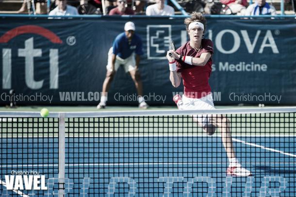 After his defeat of Taylor Fritz, Alexander Zverev was back on court again practicing for his next match. (Photo: Christina Hoy, Vavel USA)