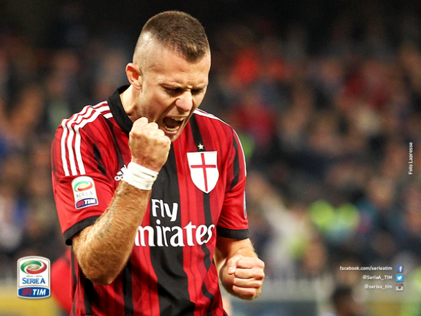 Sampdoria 2-2 AC Milan - Ménez's second half penalty salvages a point for the Rossoneri