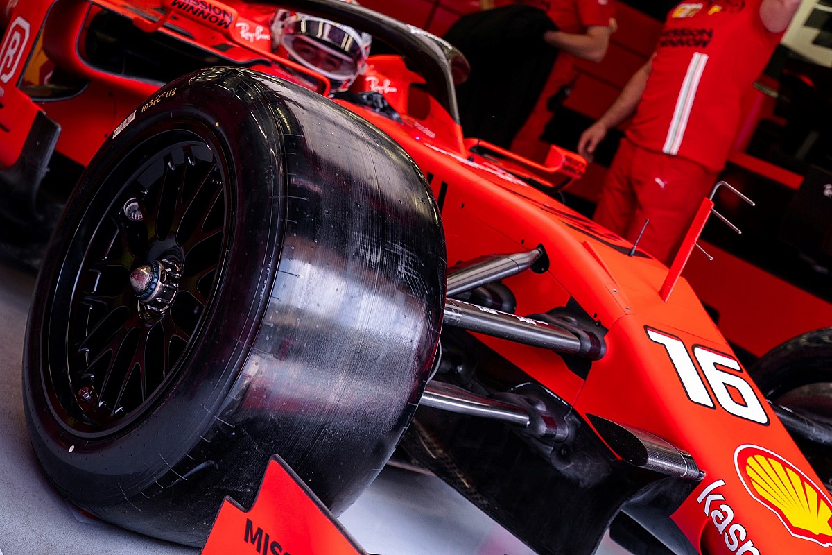 McLaren, Ferrari y Mercedes prueban los Pirelli de 18 pulgadas