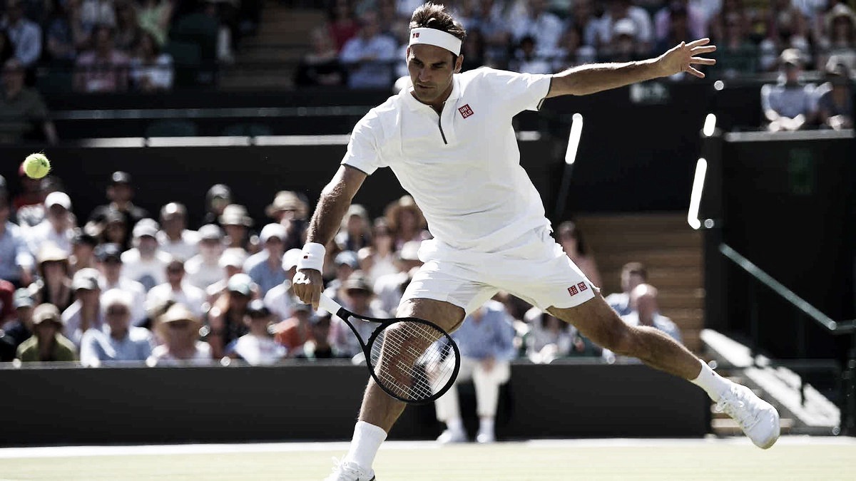 Federer domina Clarke, vence em sets diretos e segue firme em Wimbledon
