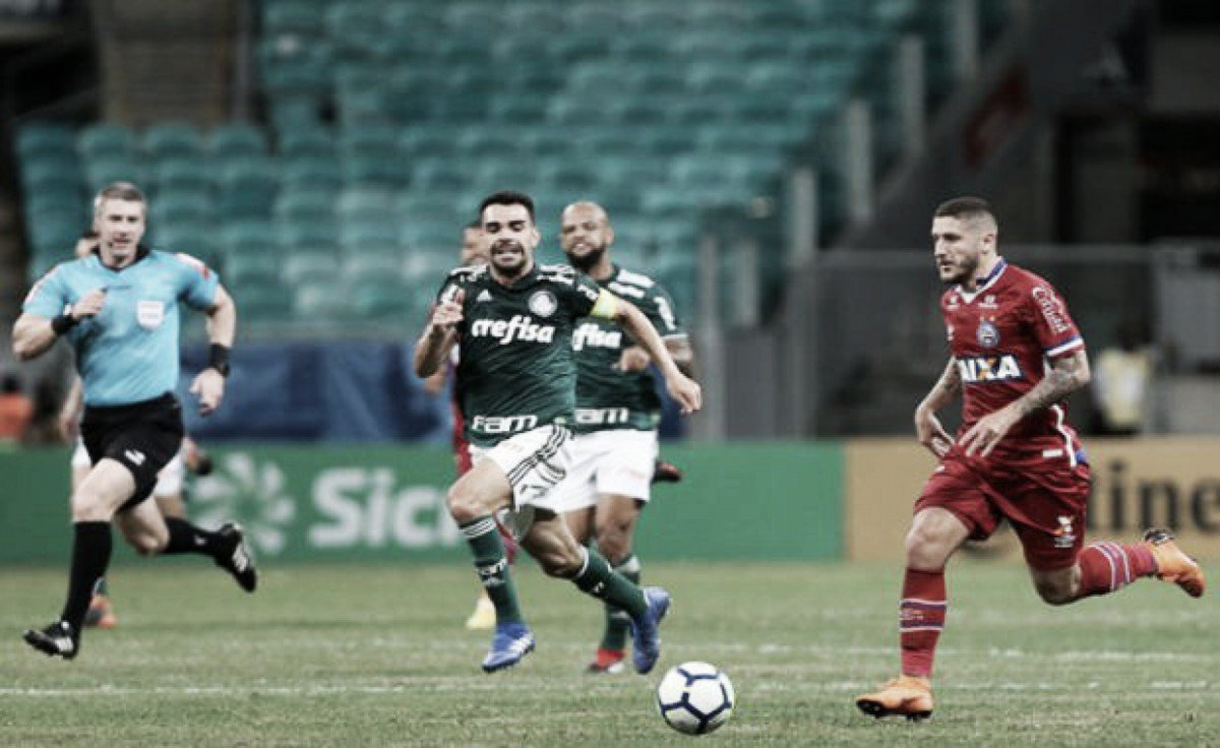 Em momentos distintos no Brasileirão, Bahia e Palmeiras duelam na Arena Fonte Nova Em momentos distintos no Brasileirão, Bahia e Palmeiras duelam na Arena Fonte Nova