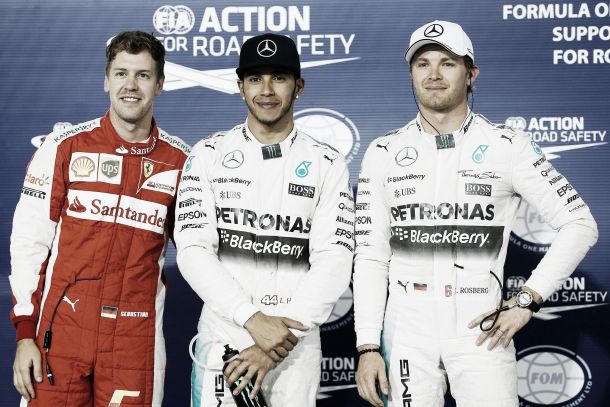 Hamilton rouba a pole do GP do Bahrein de Vettel no último segundo do treino de classificação