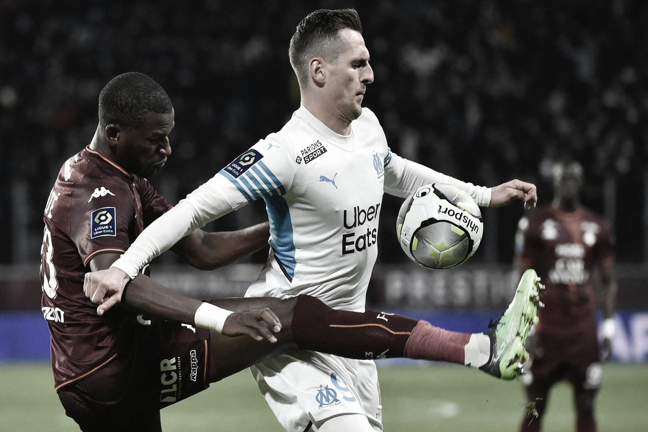 Olympique de Marseille domina Metz fora de casa e vence pela Ligue 1