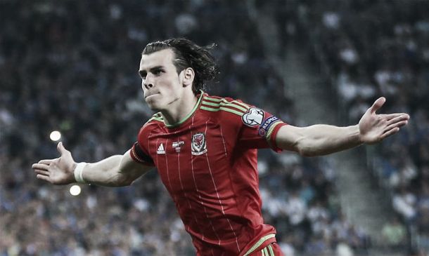 Former Gunner John Hartson urges Arsenal to break the bank for Welsh compatriot Gareth Bale