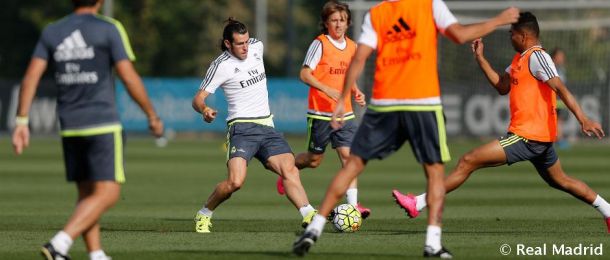 Bale vuelve a entrenar con el grupo