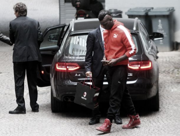 Balotelli, visite mediche in corso, ma niente conferenza stampa di presentazione