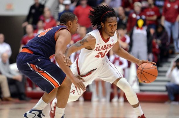 Alabama Downs Auburn In A Final Possession Iron Court Game