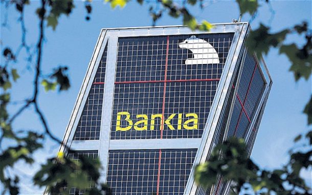 Bankia tiene varias ofertas por el Valencia