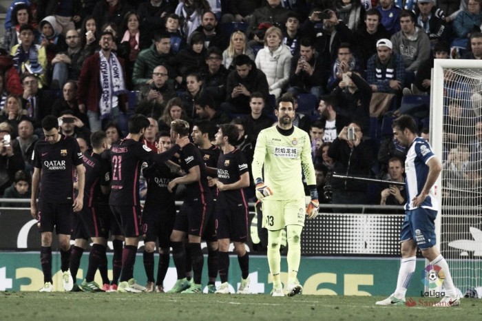 Liga: il Barça supera anche il derby con l'Espanyol e torna in cima (0-3)