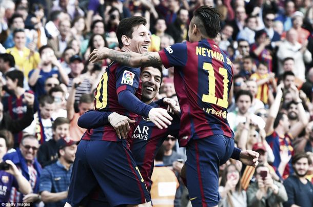 Barcelona 2-0 Valencia: Goals from Suarez and Messi extend Barcelona's La Liga lead