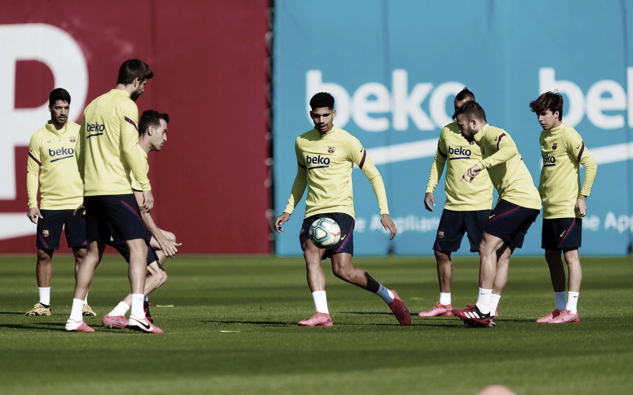 Barcelona volta aos treinamentos após mais de dois meses Barcelona volta aos treinamentos após mais de dois meses