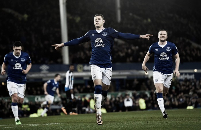 Everton 3-0 Newcastle United: Barkley inspires Toffees to fourth home win of the season