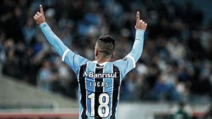 Do começo duvidoso ao triunfo: os números positivos de Lucas Barrios com Grêmio