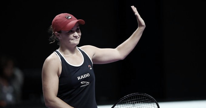 Barty vira contra Bencic e estreia com vitória no WTA Finals Barty vira contra Bencic e estreia com vitória no WTA Finals