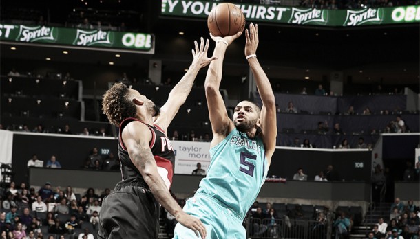 NBA, Batum show e vittoria di Charlotte su Portland (106-94)