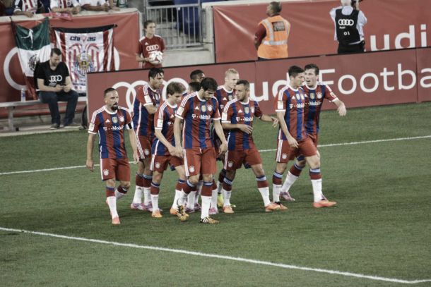 Em jogo fraco, Bayern de Munique vence Chivas Guadalajara com gol de Pizarro