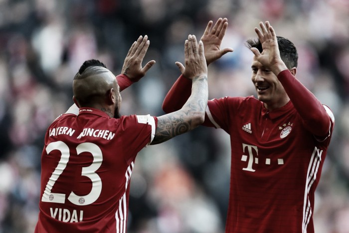 Bundesliga - Il Bayern festeggia in goleada la millesima di Ancelotti: 8-0 all'Amburgo