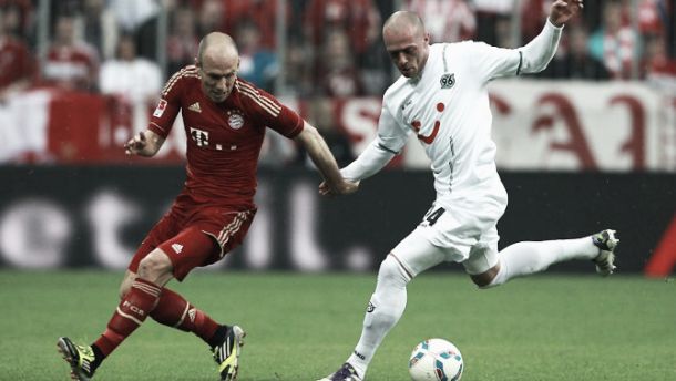 Bayern - Hannover 96: Bavarians hoping to stay on the summit