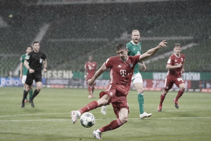 Octacampeão! Com gol de Lewandowski, Bayern vence Werder Bremen e garante 30º título alemão