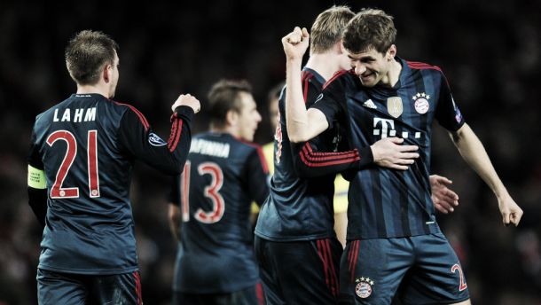 El Bayern de Múnich pone un pie en los cuartos de final