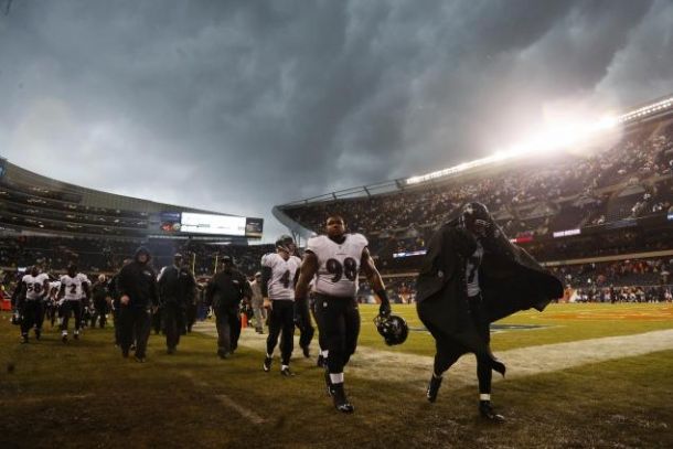 La tormenta fue un anuncio para la caída de Ravens y Chicago lo dio vuelta en tiempo extra