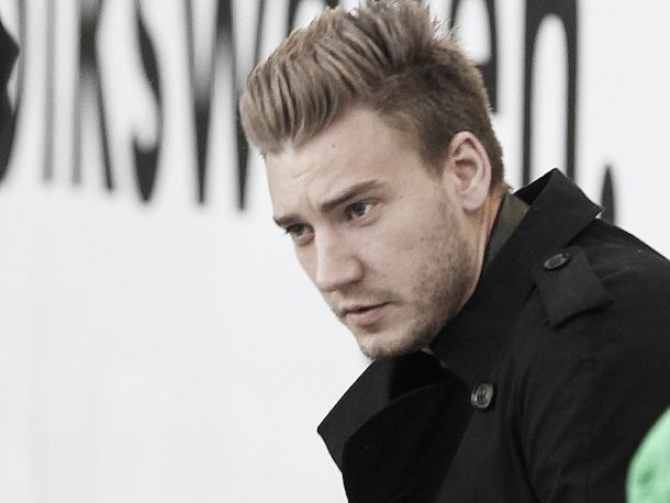 Bendtner dropped from Wolfsburg squad for turning up late to training