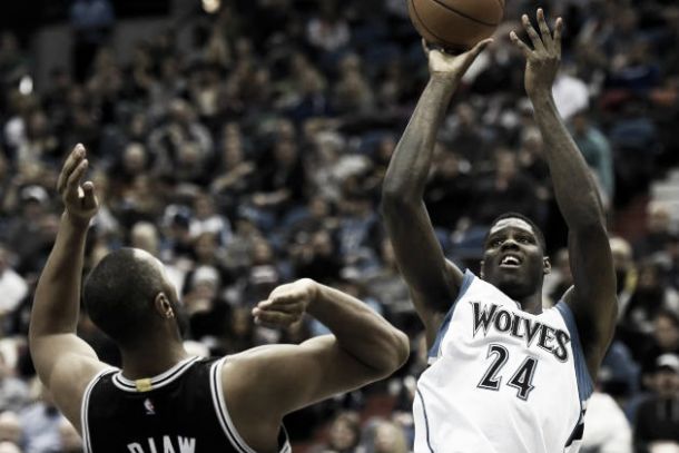 Nba, Anthony Bennett lascia Minnesota e va a Toronto Nba, Anthony Bennett lascia Minnesota e va a Toronto