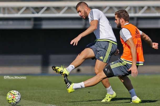 Benzema vuelve a trabajar con el grupo y Bale lo hace al margen