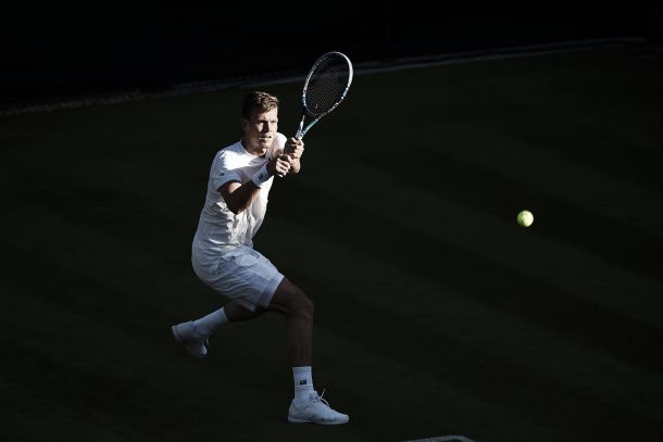 Tomas Berdych vence pero no convence en su estreno en Wimbledon