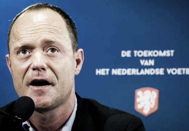 La KNVB renueva el contrato de Bert van Oostveen hasta 2019