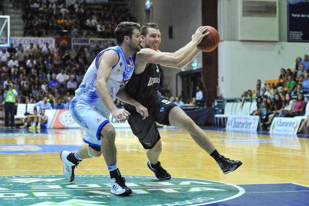 El Bilbao Basket sobrevive en Cerdeña