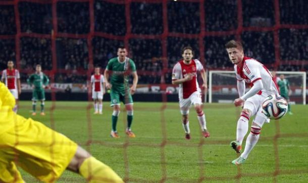 El Ajax sufre más de la cuenta para ganar al Groningen