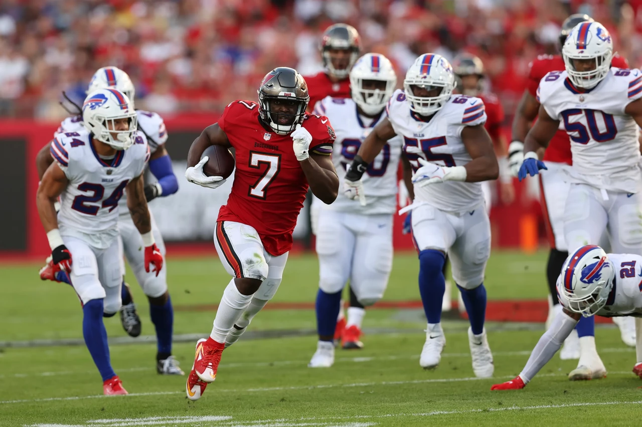 Tampa Bay Buccaneers 18-24 Buffalo Bills highlights and scores in NFL 2023