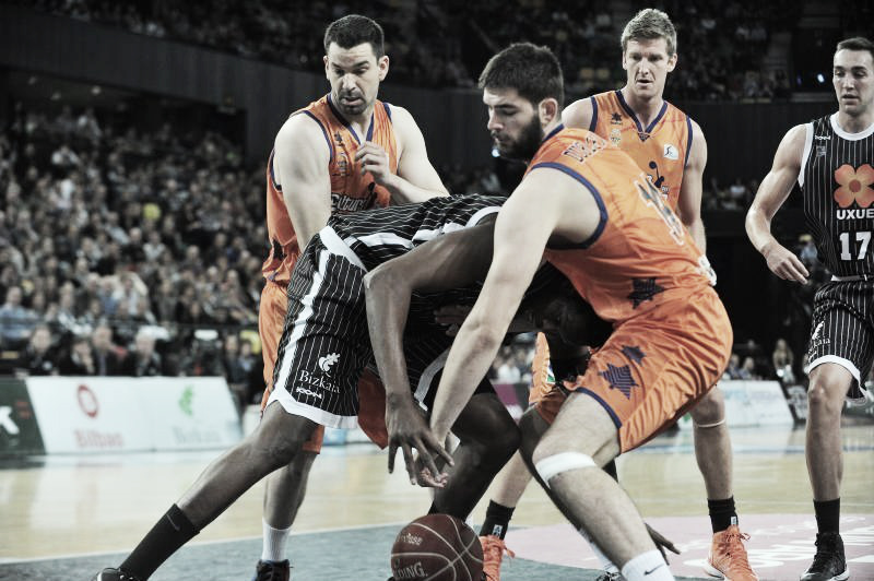 El Bilbao Basket cae en la trampa valenciana