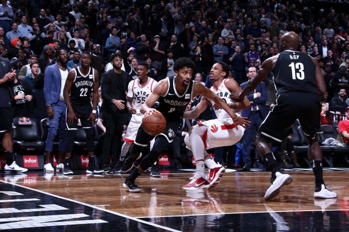 NBA - I Raptors passano a Brooklyn dopo un OT; vittoria casalinga per i Pacers contro i Bucks