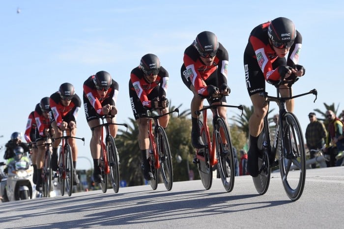 Tirreno-Adriatico - Cronosquadre alla Bmc: Damiano Caruso primo leader della corsa