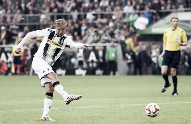 Com gol no apagar das luzes, M'gladbach evita derrota para o Stuttgart em casa Com gol no apagar das luzes, M'gladbach evita derrota para o Stuttgart em casa