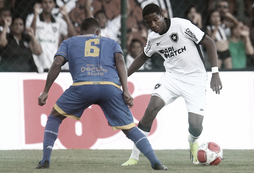 Botafogo encara o Sampaio Corrêa-RJ em busca da classificação para a final da Taça Rio