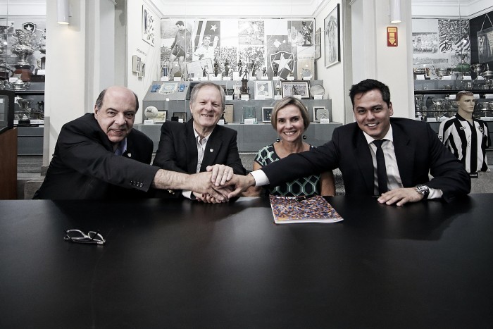 Botafogo anuncia renovação com Caixa Econômica Federal por mais uma temporada