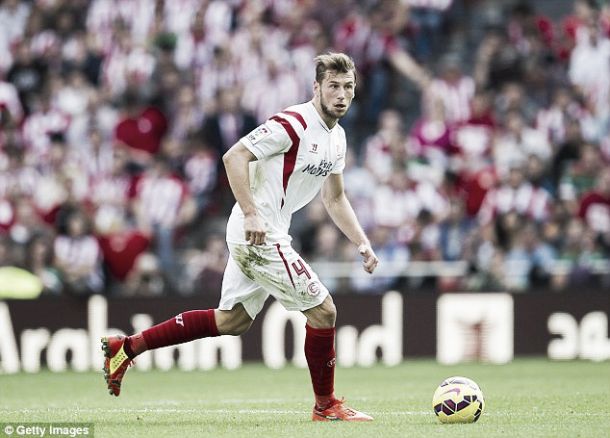 Who is Arsenal target Grzegorz Krychowiak?