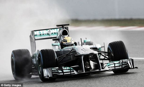 F1 Suzuka, libere: Mercedes al comando