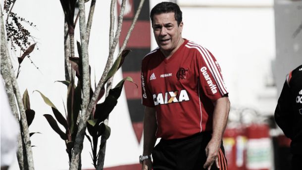 Flamengo anuncia renovação do contrato de Vanderlei Luxemburgo até o fim de 2015