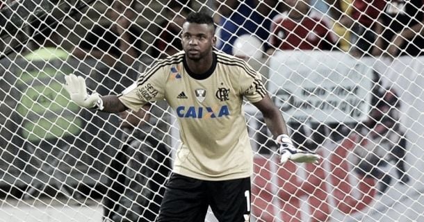 Felipe falta a treino e alega confusão com horário Felipe falta a treino e alega confusão com horário