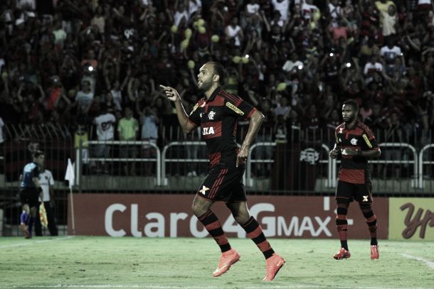 Resende impõe dificuldade, mas Flamengo vence segunda seguida no Carioca