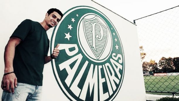 Palmeiras assina com lateral-esquerdo Egídio até 2017
