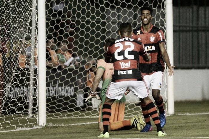 Com reservas, Flamengo supera América-MG e avança às quartas da Primeira Liga