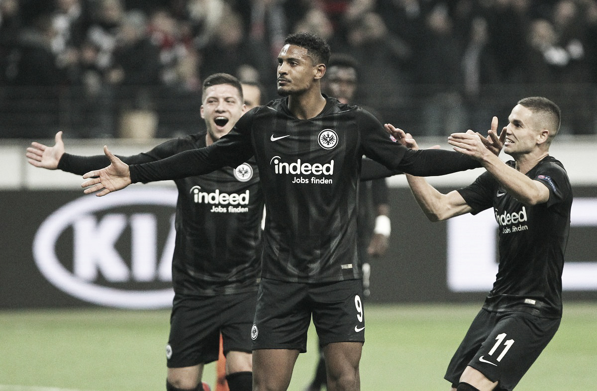 Eintracht Frankfurt derrota Shakhtar e garante vaga nas oitavas da Europa League