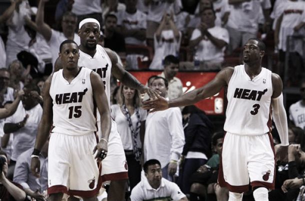 LeBron And D-Wade Seem To Be In Playoff Form In Heat Win Over Bobcats